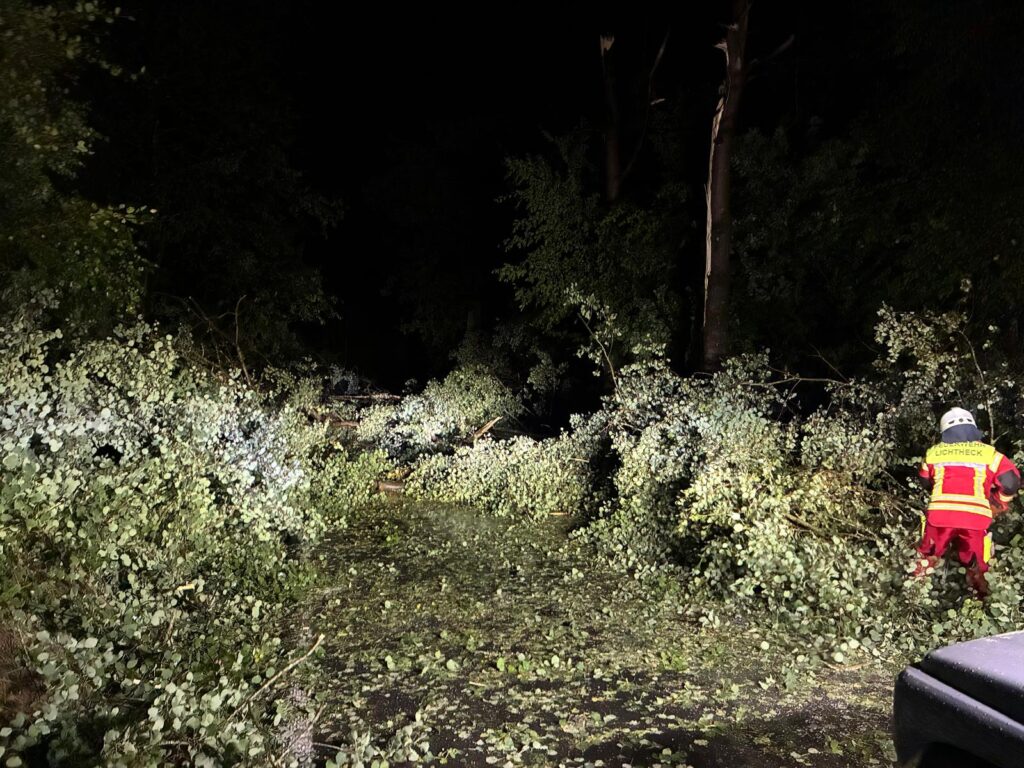 Einsatz nach einem schweren Unwetter